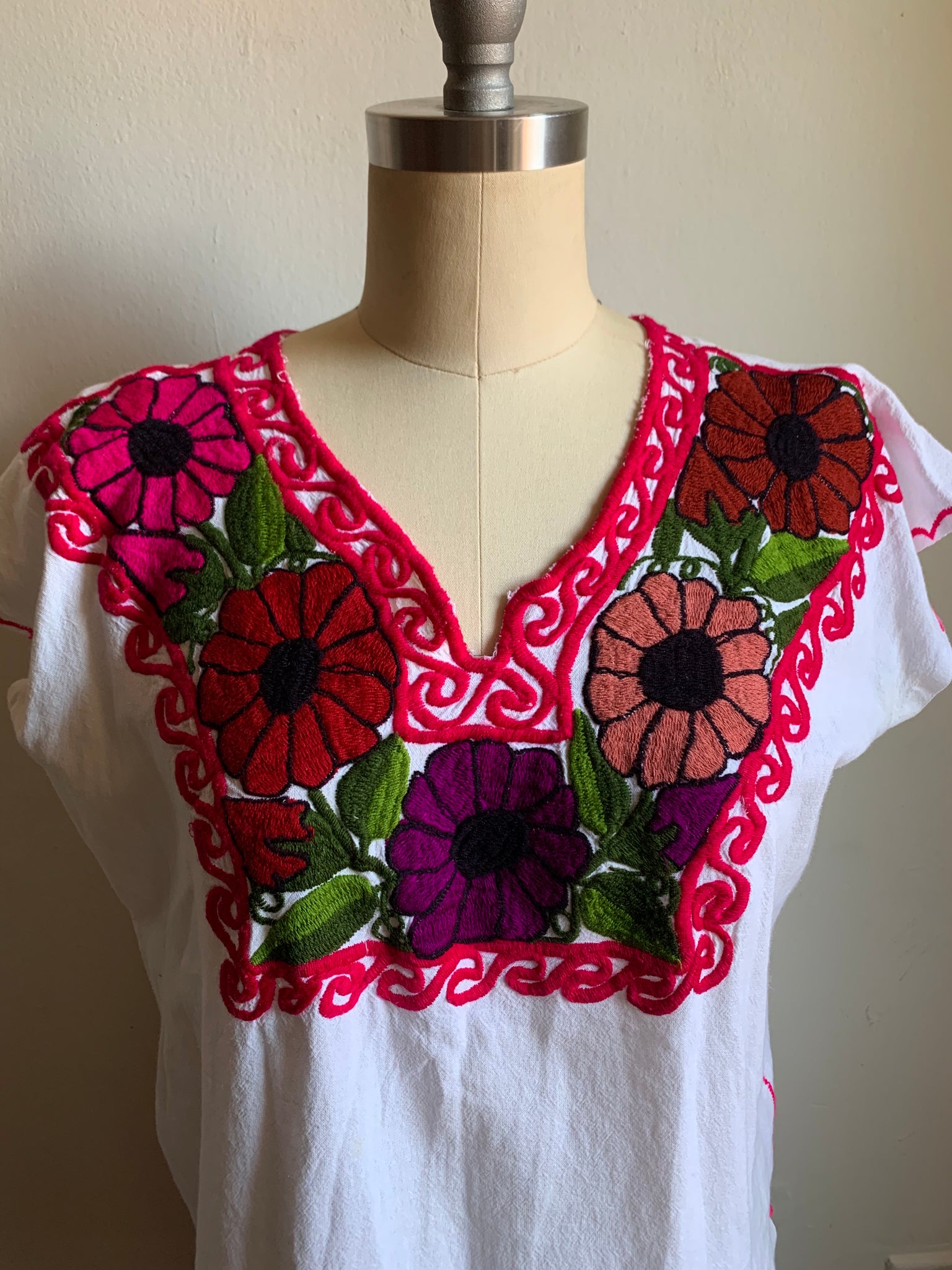Vintage Bohemian Floral Embroidered Top